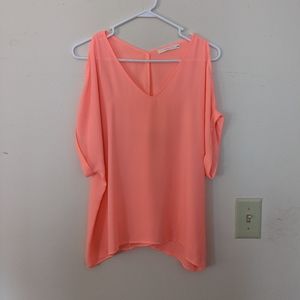💜 Hot Pink Open Shoulder V-Neck Blouse | Lush | L